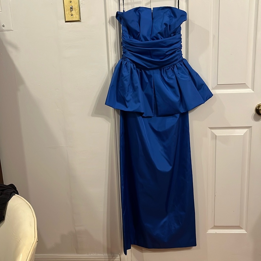 Blue strapless dress
